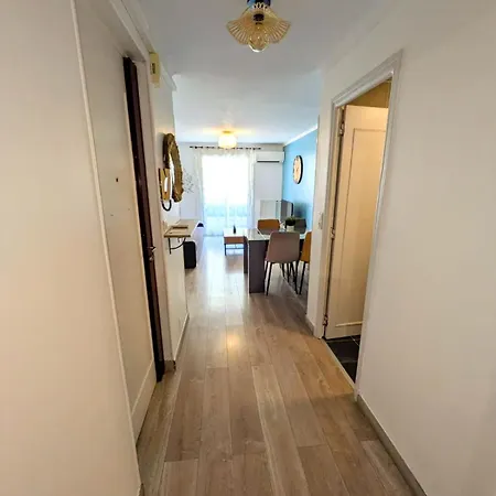 Apartment Centre, Joli 3 Pieces Antibes