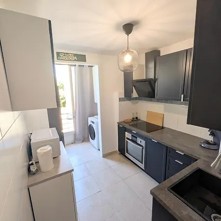 Centre, Joli 3 Pièces Appartement *