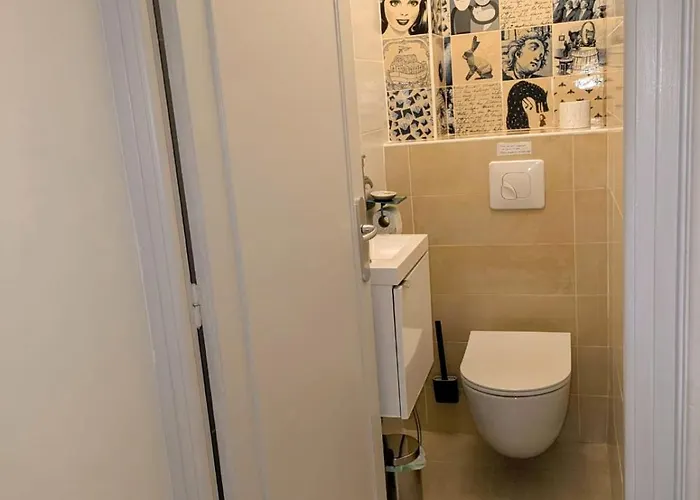 Centre, Joli 3 Pieces أنتيب