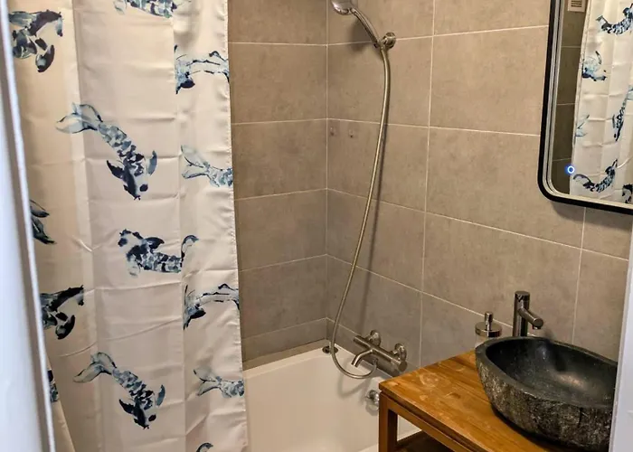 Centre, Joli 3 Pieces * أنتيب